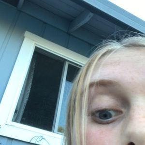 Meet your Posher, Sky